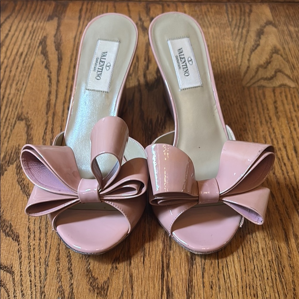Valentino Pink Bow Women's Shoes